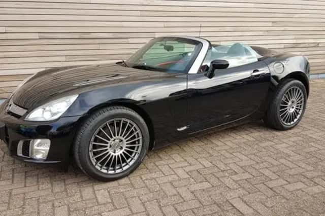 Opel GT (2008) thumbnail 5