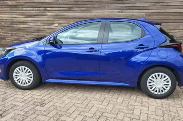 Toyota Yaris (2021) thumbnail 2