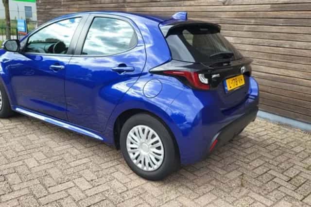 Toyota Yaris (2021) thumbnail 3