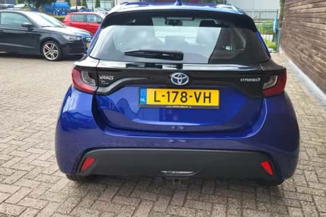 Toyota Yaris (2021) thumbnail 4