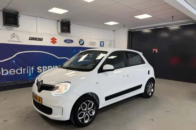 Renault Twingo (2021) thumbnail 2