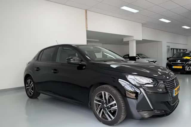 Peugeot 208 (2022) thumbnail 6