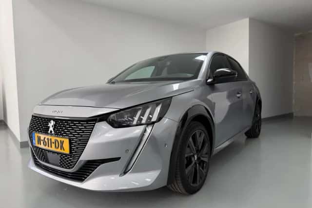 Peugeot 208 (2021) thumbnail 1