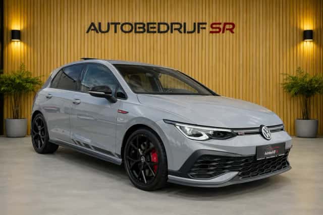 Volkswagen Golf (2023) thumbnail 1