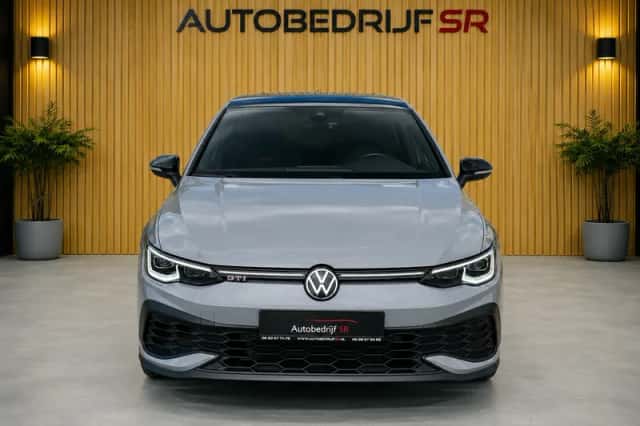 Volkswagen Golf (2023) thumbnail 4