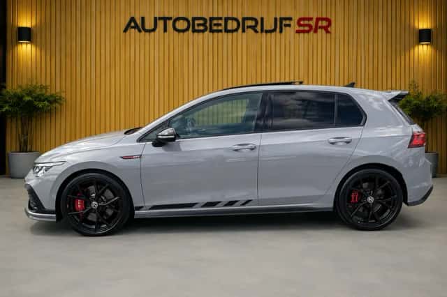 Volkswagen Golf (2023) thumbnail 5