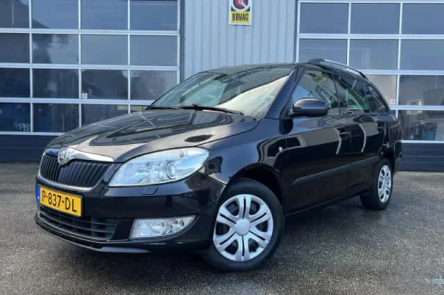 Škoda Fabia (2013) thumbnail 1