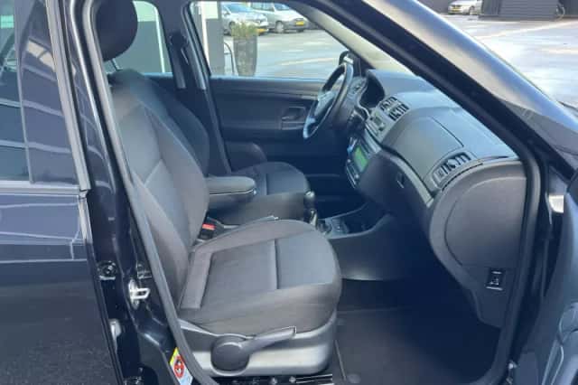 Škoda Fabia (2013) thumbnail 5
