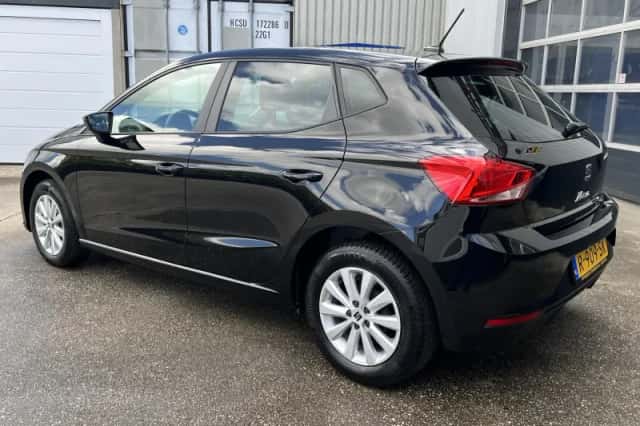 SEAT Ibiza (2022) thumbnail 2