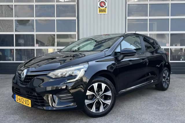 Renault Clio (2023) thumbnail 1