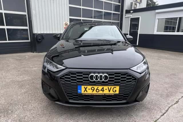 Audi A3 (2021) thumbnail 6