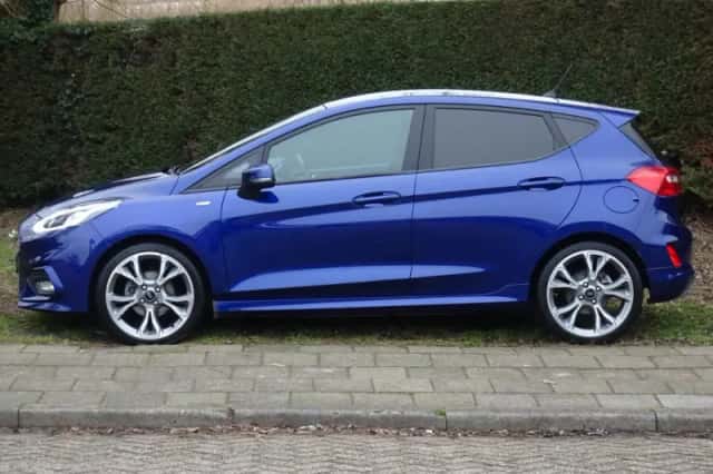 Ford Fiesta (2018) thumbnail 2
