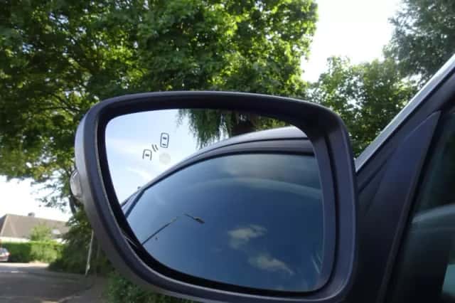 Ford Focus (2021) thumbnail 6