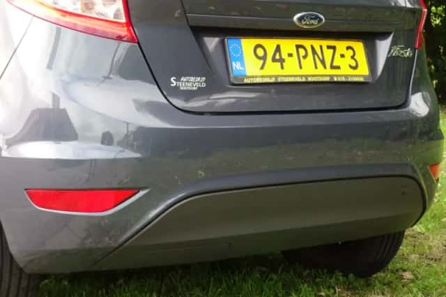 Ford Fiesta (2011) thumbnail 5
