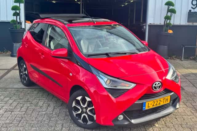 Toyota Aygo (2021) thumbnail 4