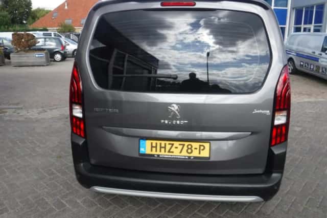 Peugeot Rifter (2021) thumbnail 5