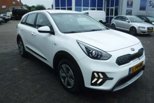 Kia Niro (2021) thumbnail 3