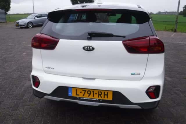 Kia Niro (2021) thumbnail 5