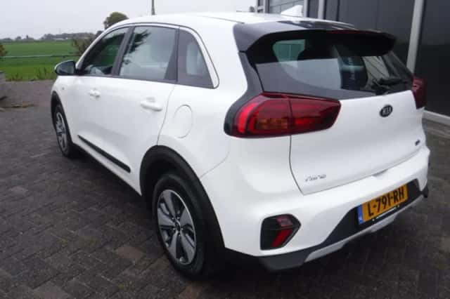 Kia Niro (2021) thumbnail 6