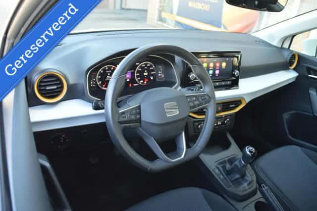 SEAT Ibiza (2023) thumbnail 2