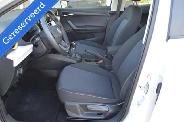 SEAT Ibiza (2023) thumbnail 4
