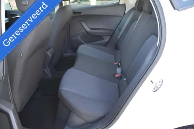 SEAT Ibiza (2023) thumbnail 6
