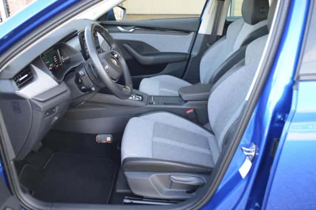 Škoda Octavia (2025) thumbnail 4
