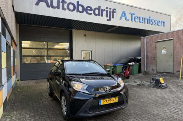 Toyota Aygo X (2023) thumbnail 1