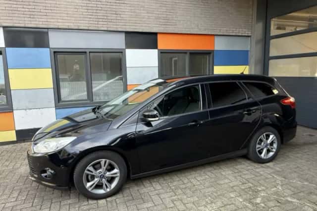 Ford Focus (2013) thumbnail 6