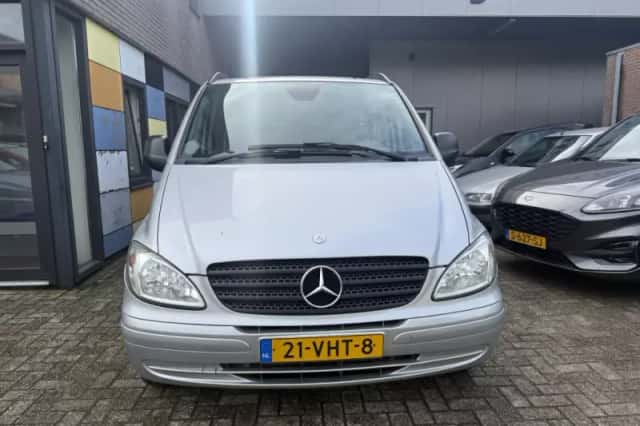 Mercedes-Benz Vito (2007) thumbnail 2
