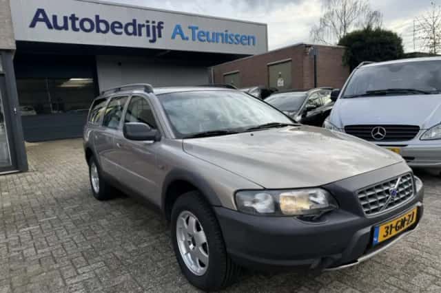 Volvo V70 (2001) thumbnail 1