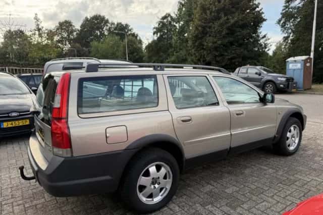 Volvo V70 (2001) thumbnail 5