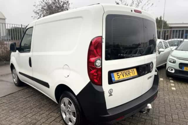 Fiat Doblò Cargo (2011) thumbnail 5