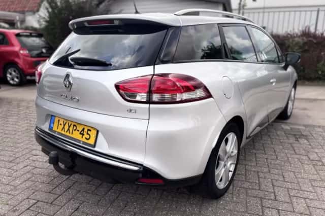 Renault Clio (2014) thumbnail 6