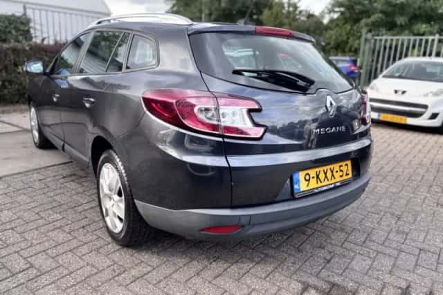 Renault Mégane (2013) thumbnail 6