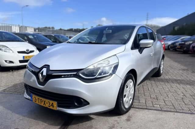 Renault Clio (2014) thumbnail 1