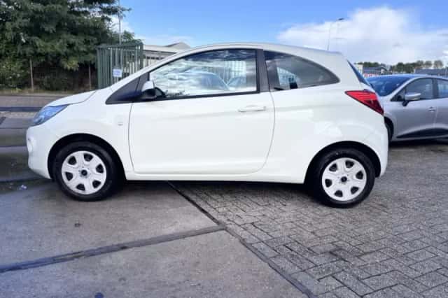 Ford Ka (2011) thumbnail 4