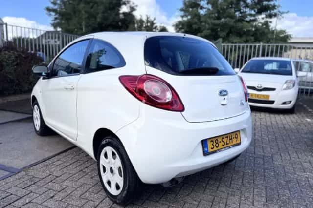Ford Ka (2011) thumbnail 6
