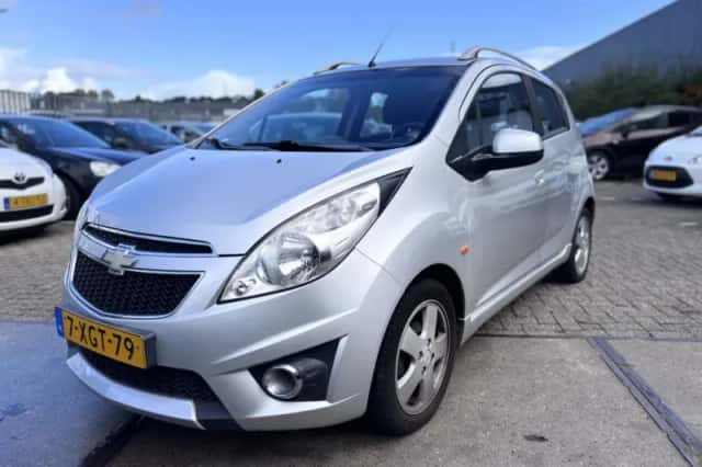 Chevrolet Spark (2010) thumbnail 1