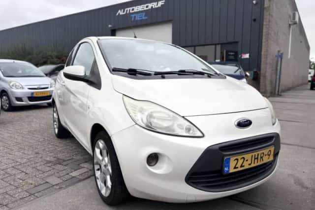Ford Ka (2009) thumbnail 2