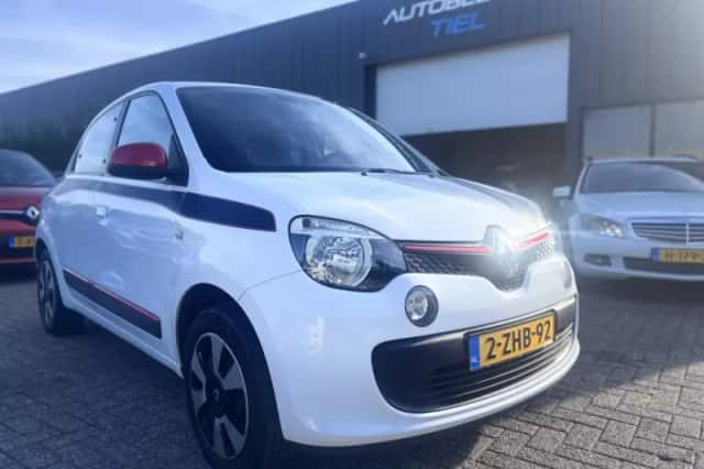 Renault Twingo (2015) thumbnail 2