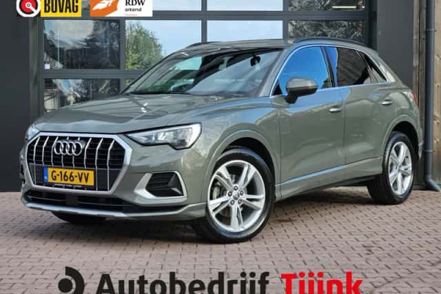 Audi Q3 (2019) thumbnail 1