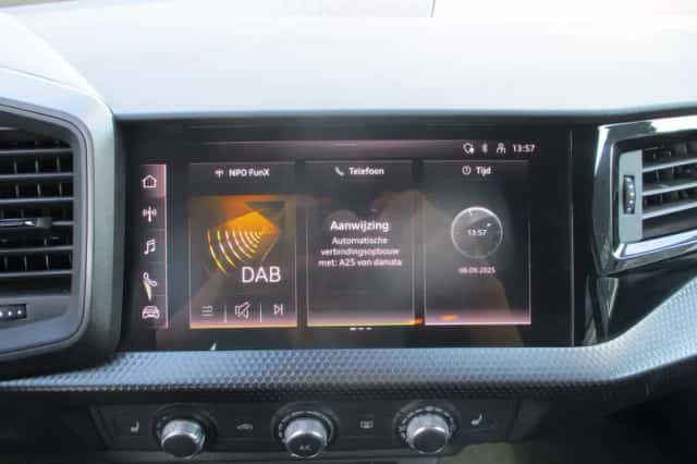 Audi A1 (2023) thumbnail 4