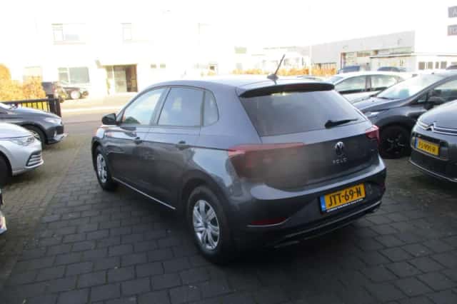 Volkswagen Polo (2023) thumbnail 2