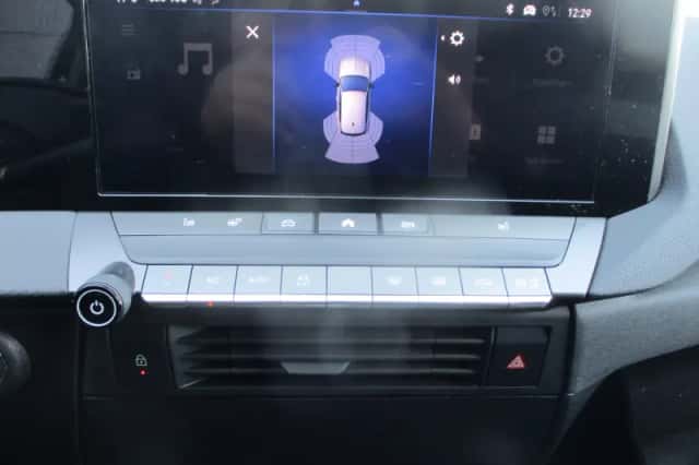 Opel Astra (2025) thumbnail 4