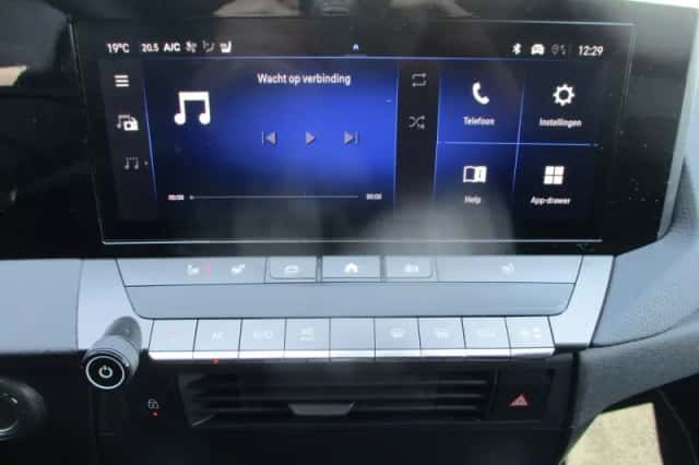Opel Astra (2025) thumbnail 5