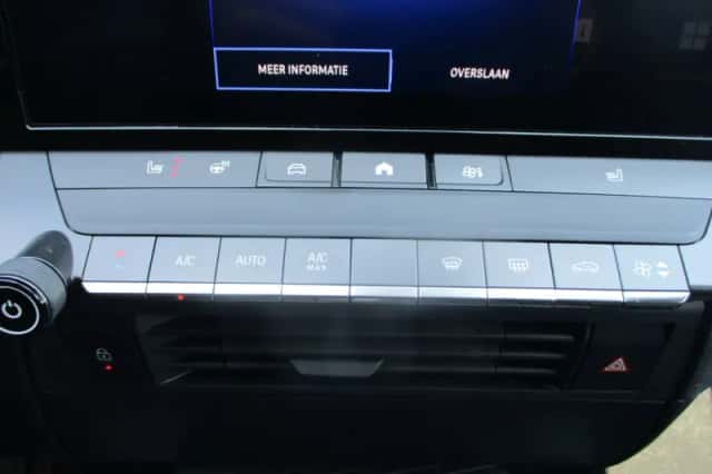 Opel Astra (2025) thumbnail 6