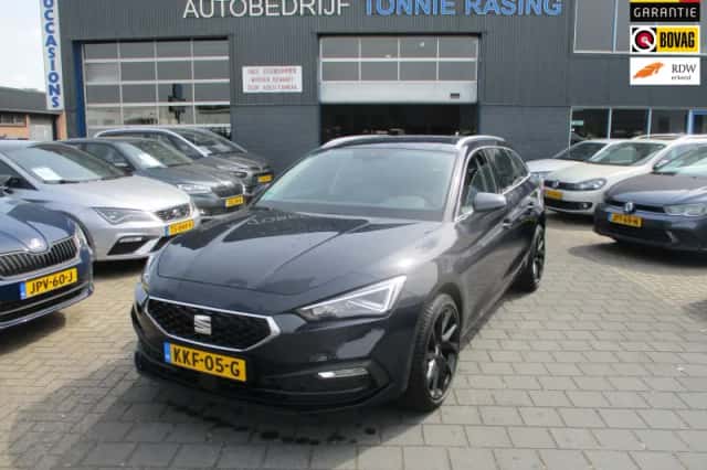 SEAT Leon Sportstourer (2022) thumbnail 1