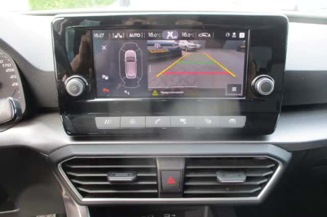 SEAT Leon Sportstourer (2022) thumbnail 4