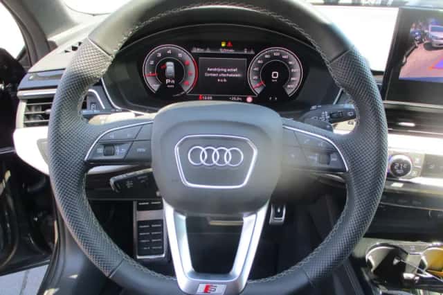 Audi A4 (2025) thumbnail 3